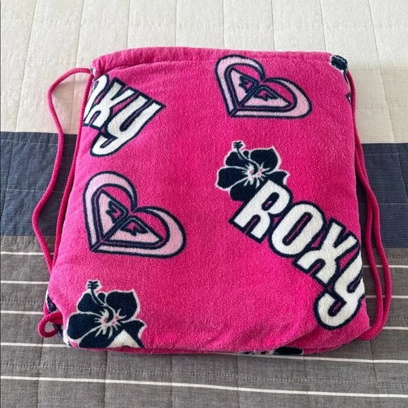 Beach Towel Backpack - Picture 2 of 6